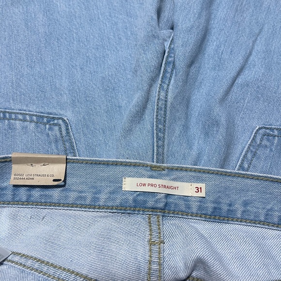 Levi’s Lo Pro Straight Leg Jeans - Picture 3 of 7